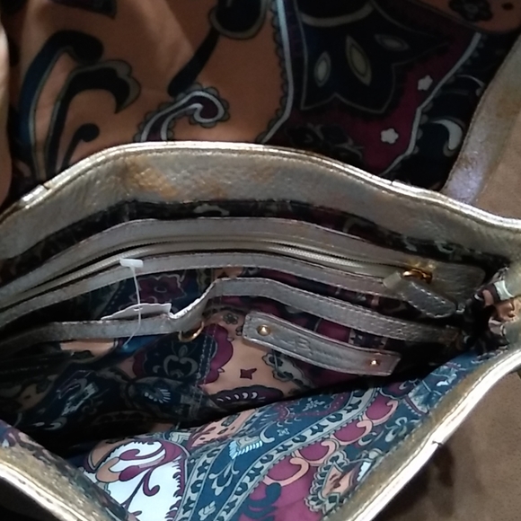 B Makowsky leather crossbody leather bag - Picture 3 of 10